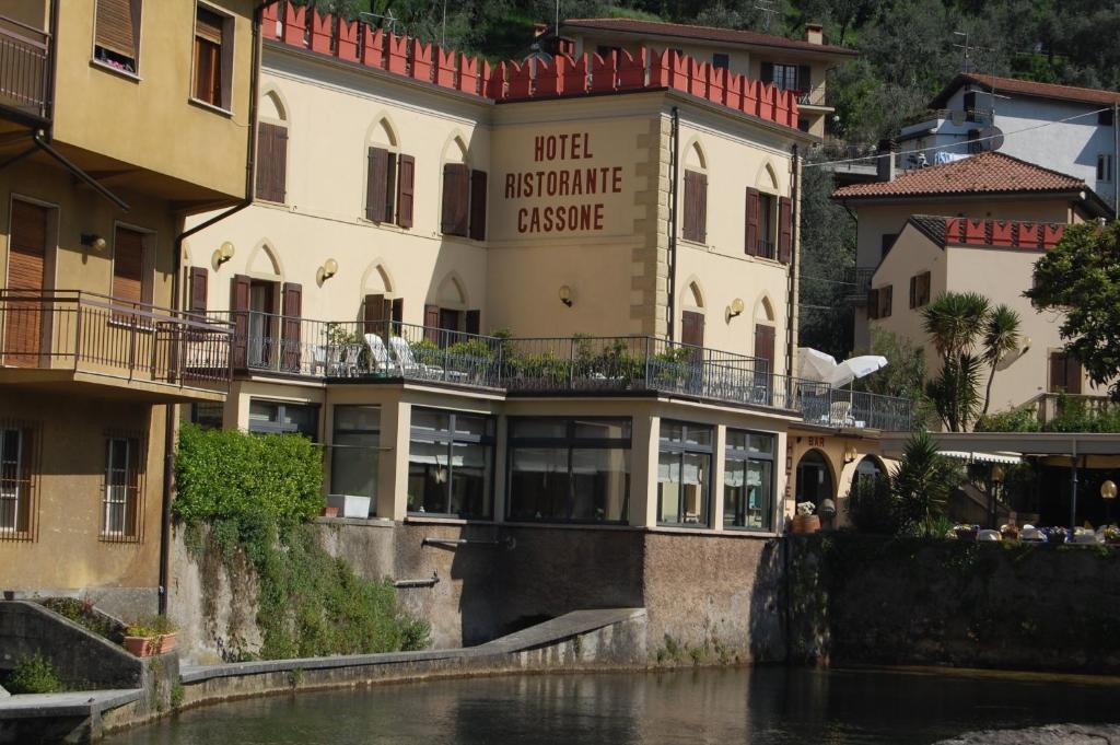 Hotel E Ristorante Cassone مالتشيزينيه المظهر الخارجي الصورة
