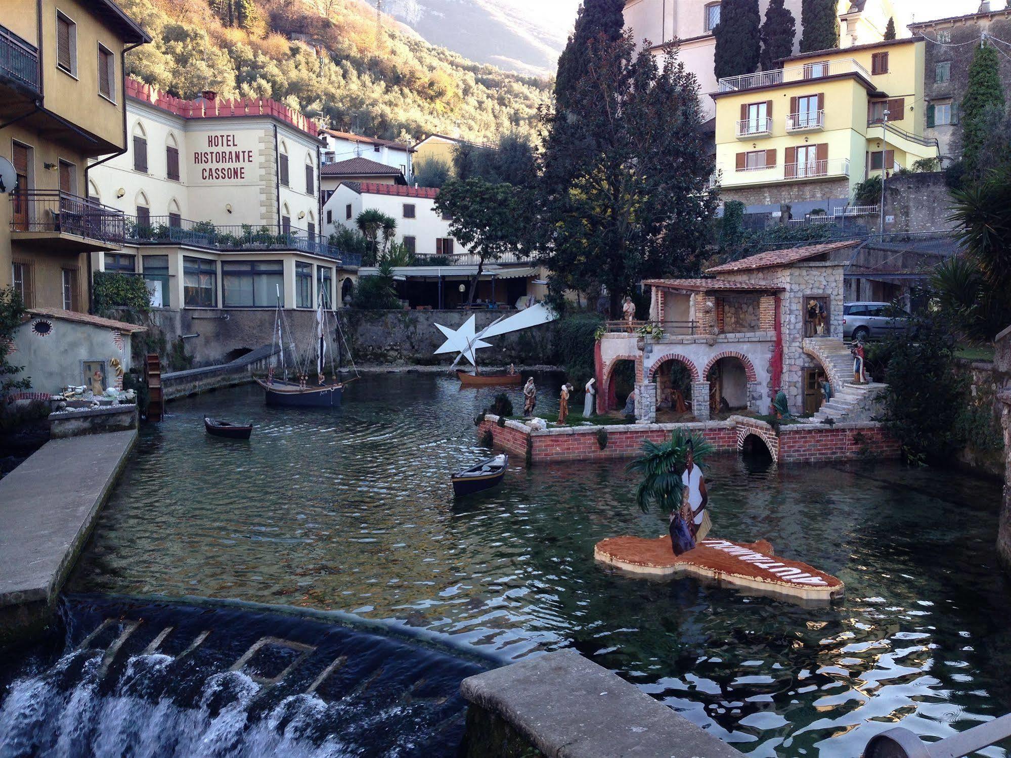 Hotel E Ristorante Cassone مالتشيزينيه المظهر الخارجي الصورة